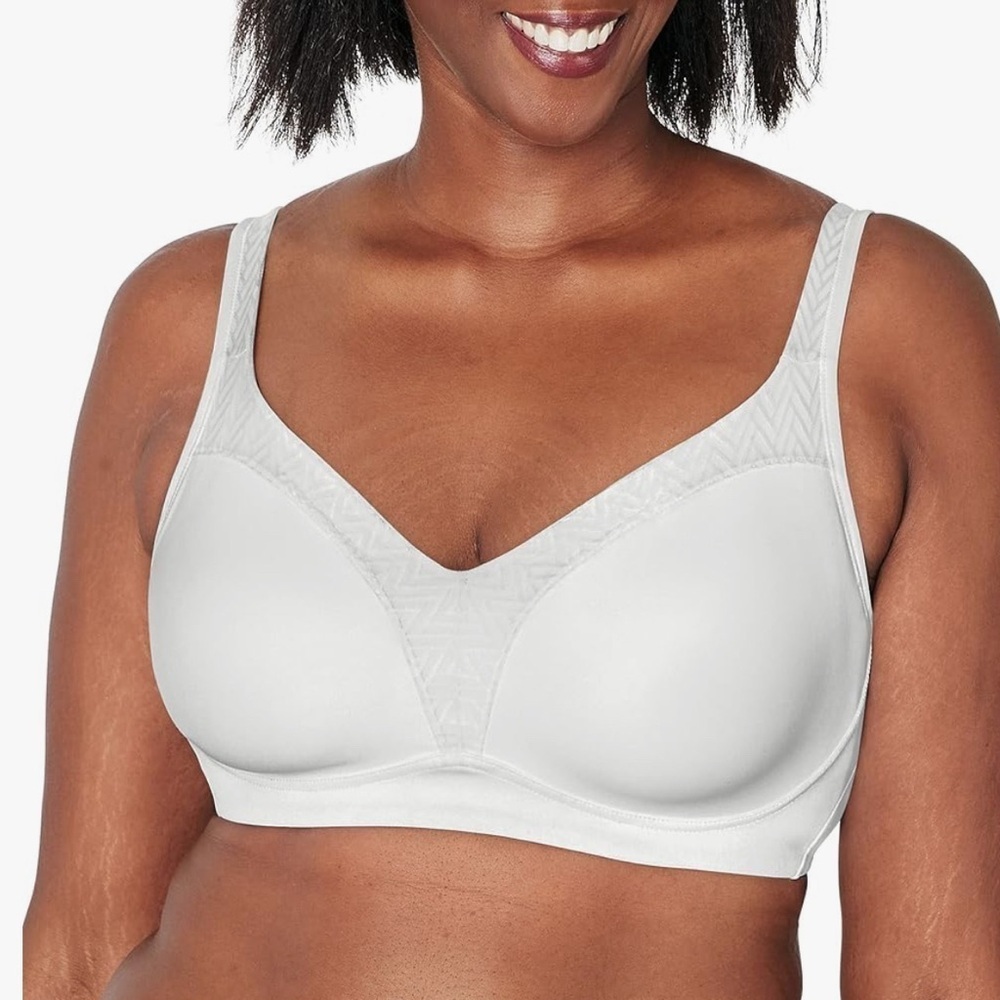 Playtex 18 Hour Bounce Control Wireless Bra | Size 38DDD | White |New in Package